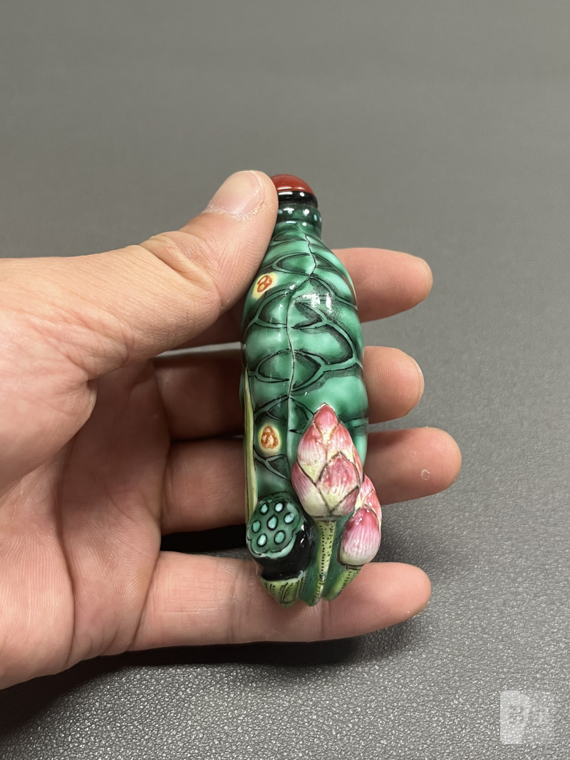 清  仿生荷叶莲花鼻烟壶 - 图5